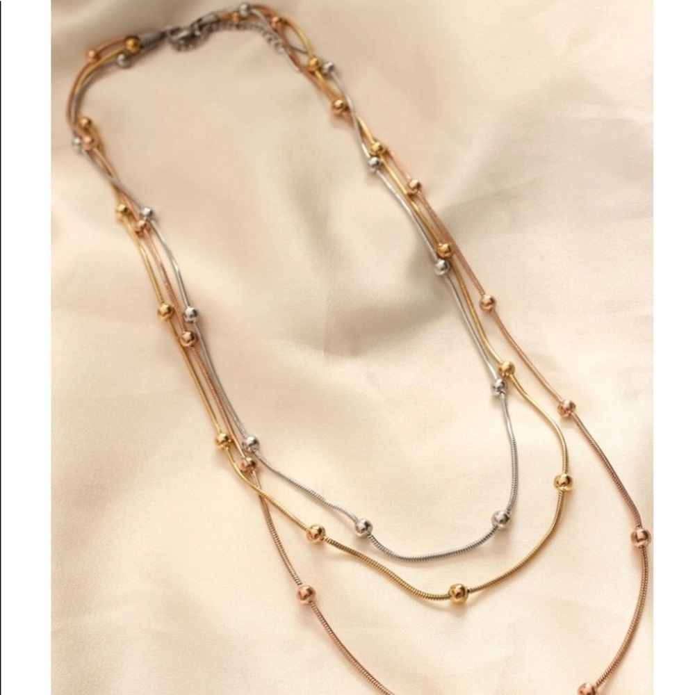 Multiple chain Necklace - Picture 5 of 5